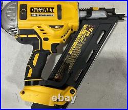 DEWALT DCN692B 20V 2-3.5 Cordless 30° Framing Nailer (Tool Only)