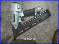 Hitachi 15 gauge angle Finish nailer NT65MA4 nail gun with air duster withwarranty