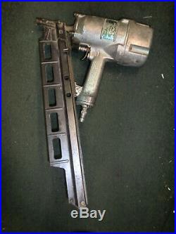 Hitachi NR83A2 3 1/4 Strip Framing Nail Gun Nailer Used TooL