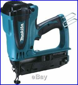 Makita GF600SE Second Fix Gas Nailer 2 x 7.2 V Batteries 7 Charger in Carry Case