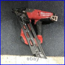 Milwaukee 2743-20 M18 FUEL 18V Brushless 15-Gauge Angled Finish Nailer Bare Tool