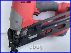 Milwaukee 2743-20 M18 FUEL 18V Brushless 15-Gauge Finish Nailer (Tool Only)