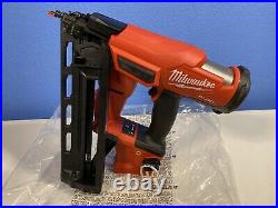 Milwaukee 2841-20 M18 Fuel 16 Gauge Angled Finish Nailer (TOOL ONLY)