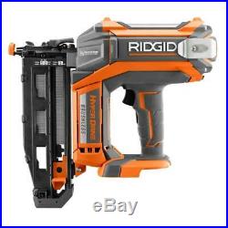 New Ridgid R09892K 18-V Brushless 16-Gauge 2-1/2 Straight Finish Nailer Kit