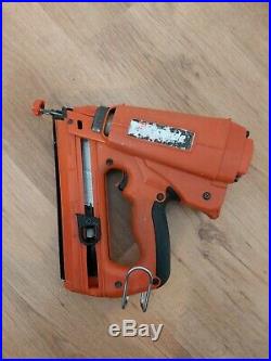 PASLODE IM250A ANGLED Finishing Brad Nailer With box and two batteries