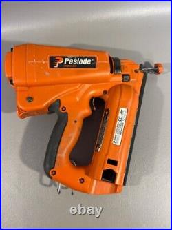 Paslode Im250a Cordless 16 Gauge Angled Finish Nailer With 1 Battery (wcp011651)